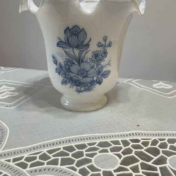 3 ceiling light covers - Picture 2 of 3